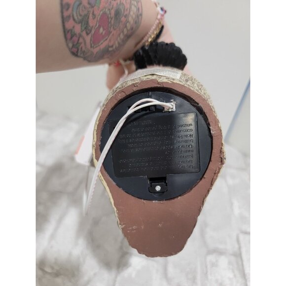 Raven on Skull LED Illuminated Eyes 9" Tall Spooky Village New Home Decor - Picture 12 of 12